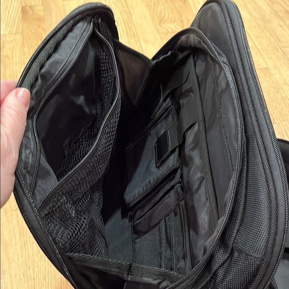 Dell Computer Briefcase - Picture 3 of 14